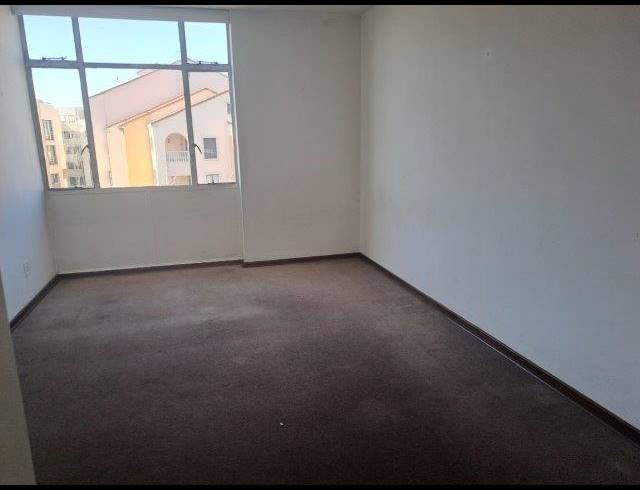 1 BEDROOM APARTMENT FOR SALE IN BEDFORD GARDENS